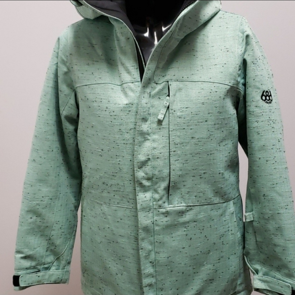 NWT: Womens 686 Winter Snowboard Jacket
